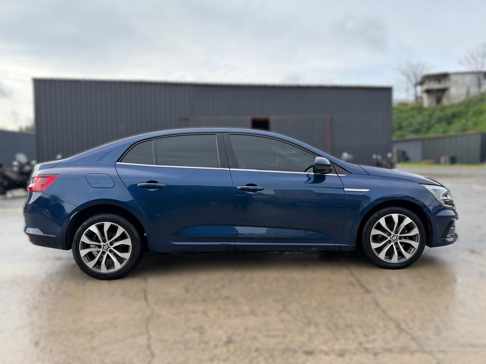 RENAULT MEGANE 20